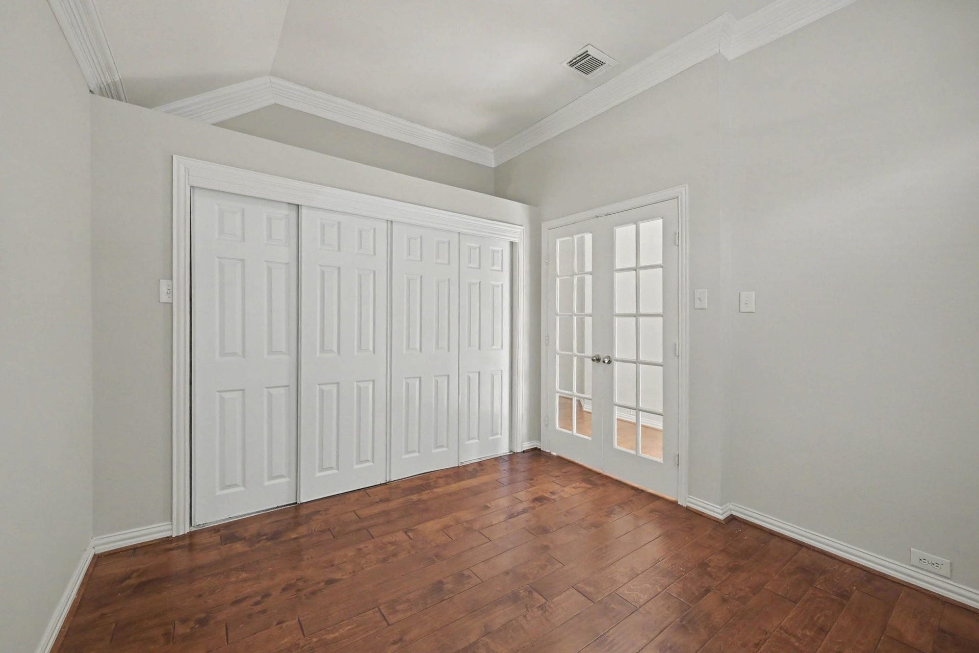 101 N Frontera Circle, The Woodlands, TX 77382 101 N Frontera Circle, The Woodlands, TX 77382