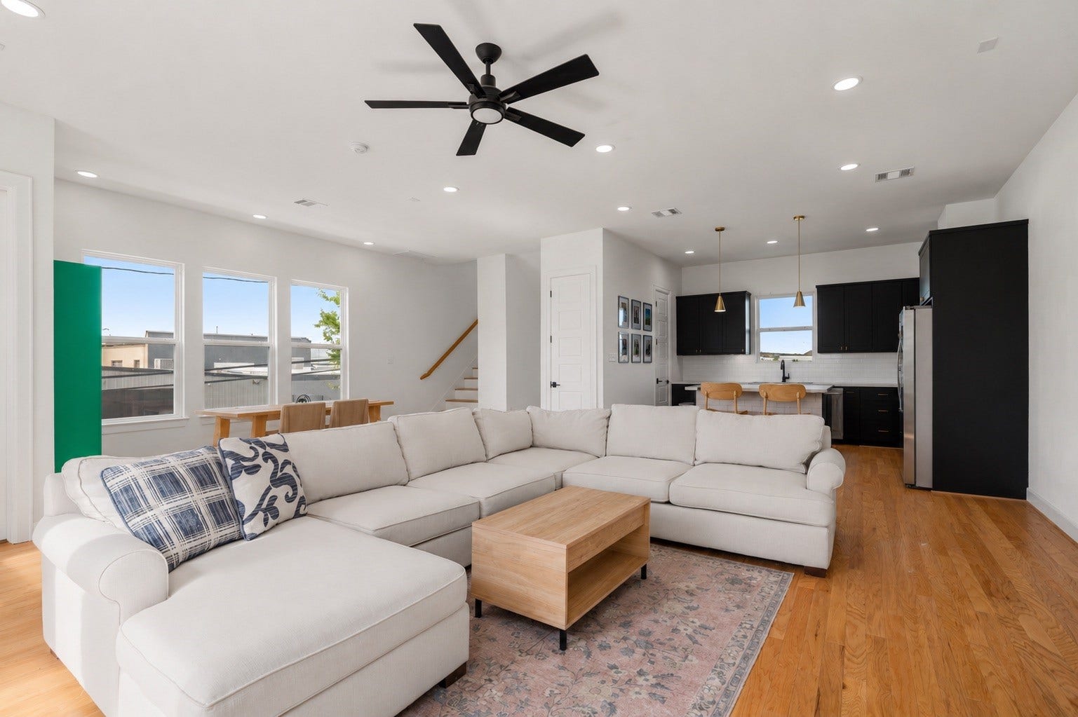 1228 E 23rd Street, Houston, TX 77009