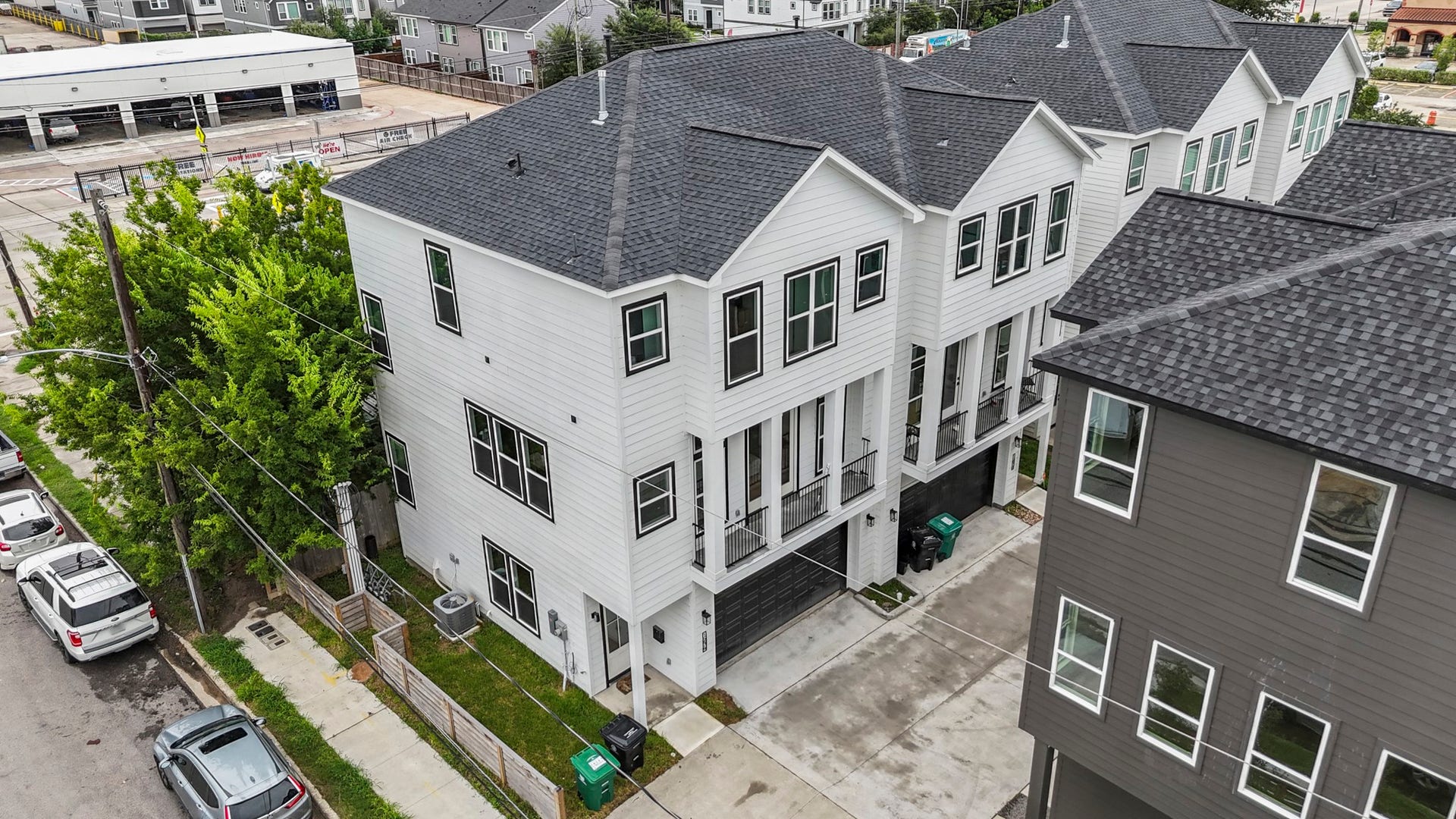 1228 E 23rd Street, Houston, TX 77009