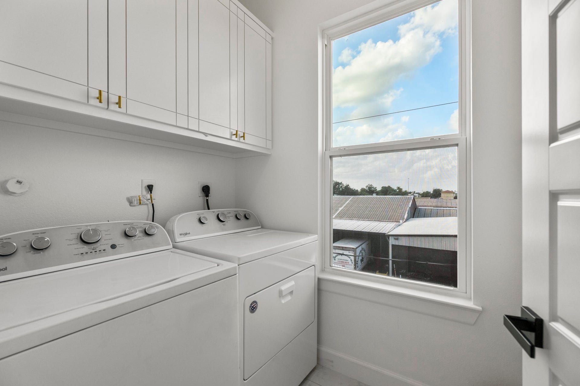 1228 E 23rd Street, Houston, TX 77009