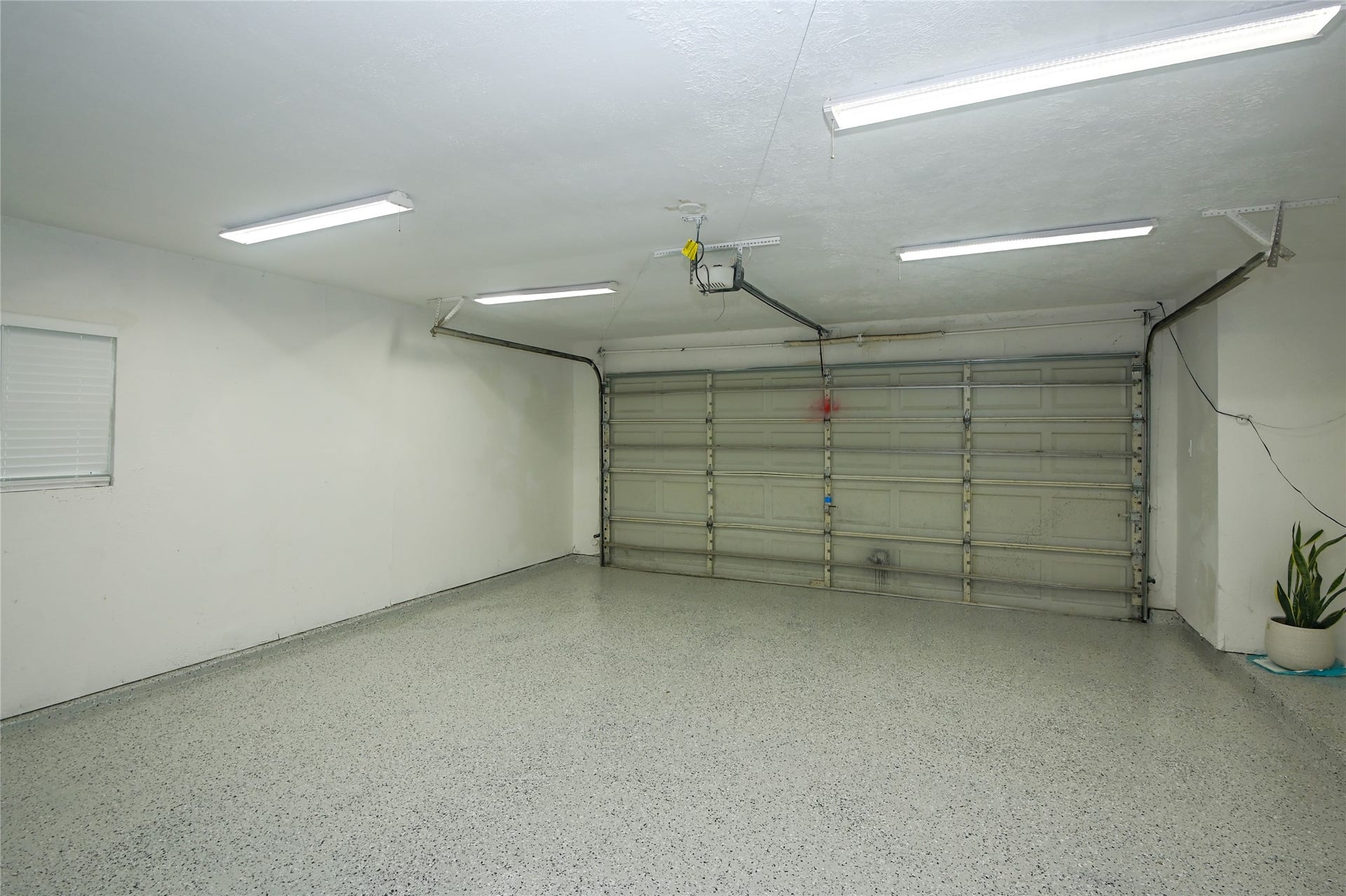 7206 La Granada Drive, Houston, TX 77083 7206 La Granada Drive, Houston, TX 77083