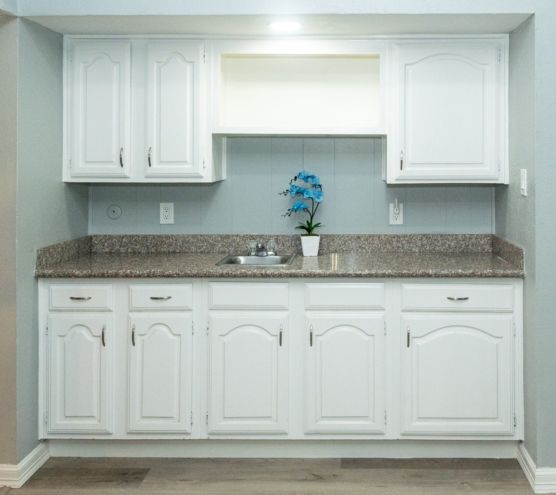 7206 La Granada Drive, Houston, TX 77083 7206 La Granada Drive, Houston, TX 77083