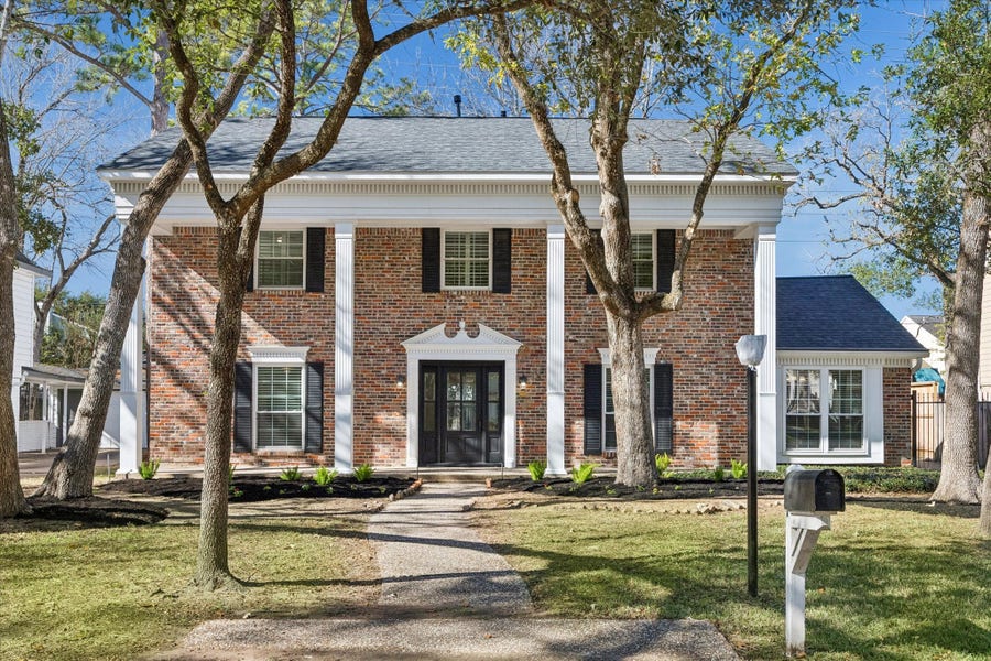 Property photo for 727 Langwood Drive, Houston, TX