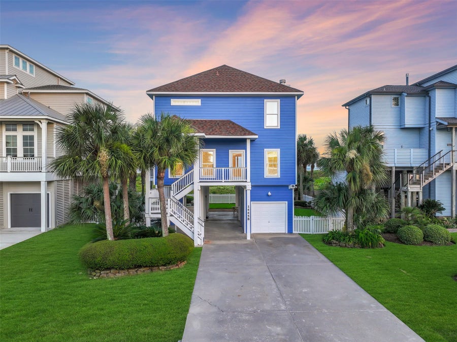 Property photo for 14458 Spyglass Circle, Galveston, TX