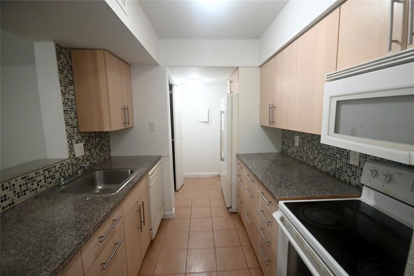 12603 Ashford Meadow Drive, #C, Houston, TX 77082 12603 Ashford Meadow Drive, #C, Houston, TX 77082
