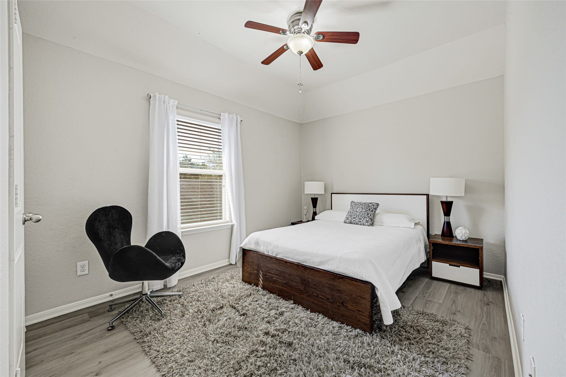 Third secondary bedroom upstairs. light and bright like the rest of the home