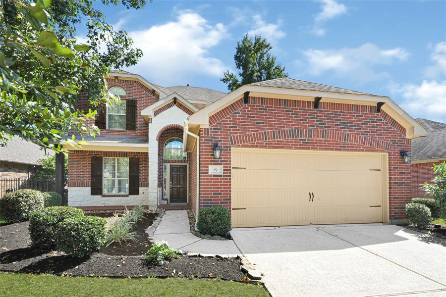 Property photo for 27 Hearthwick Road, Tomball, TX