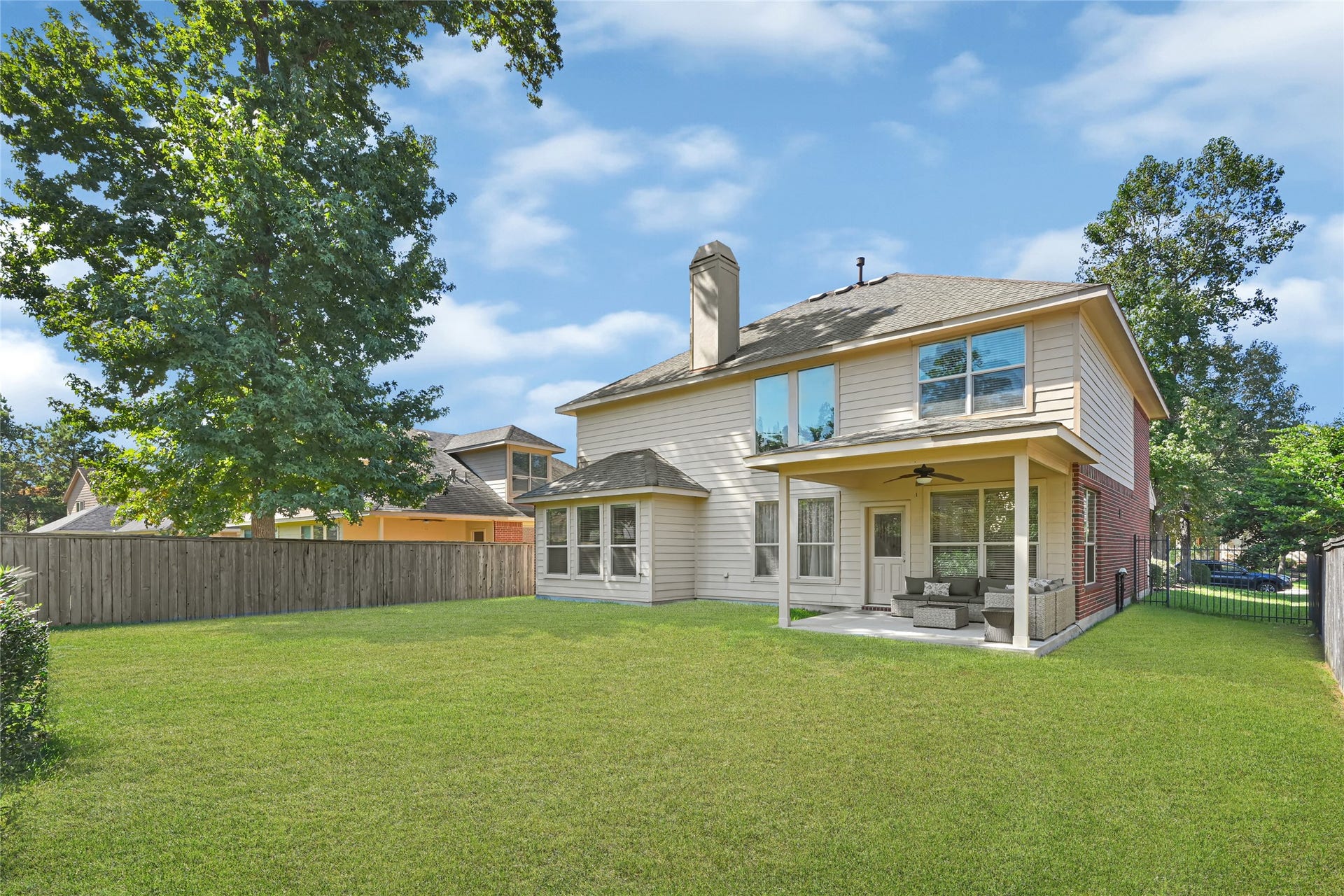 27 Hearthwick Road, Tomball, TX 77375