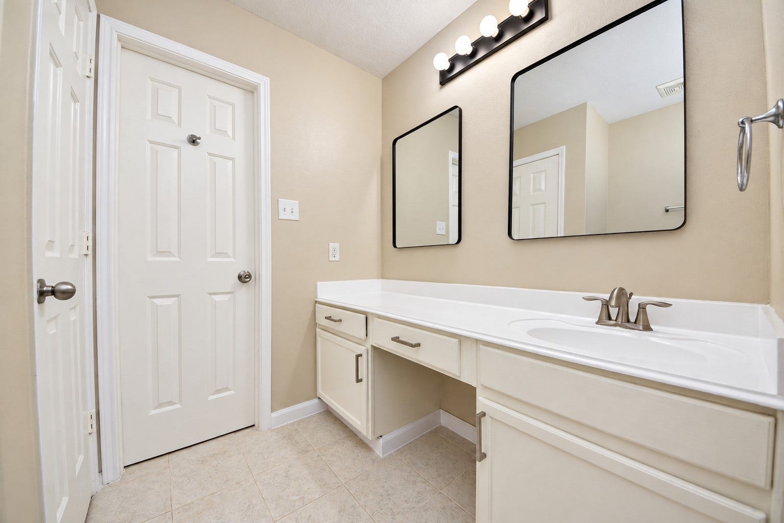19346 Caledonia Drive, Katy, TX 77449
