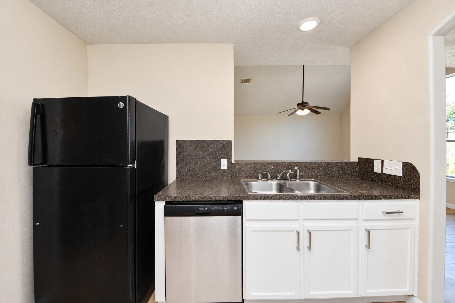 19346 Caledonia Drive, Katy, TX 77449