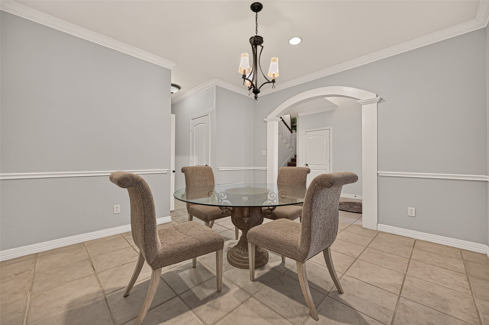 211 April Waters Drive W, Conroe, TX 77356