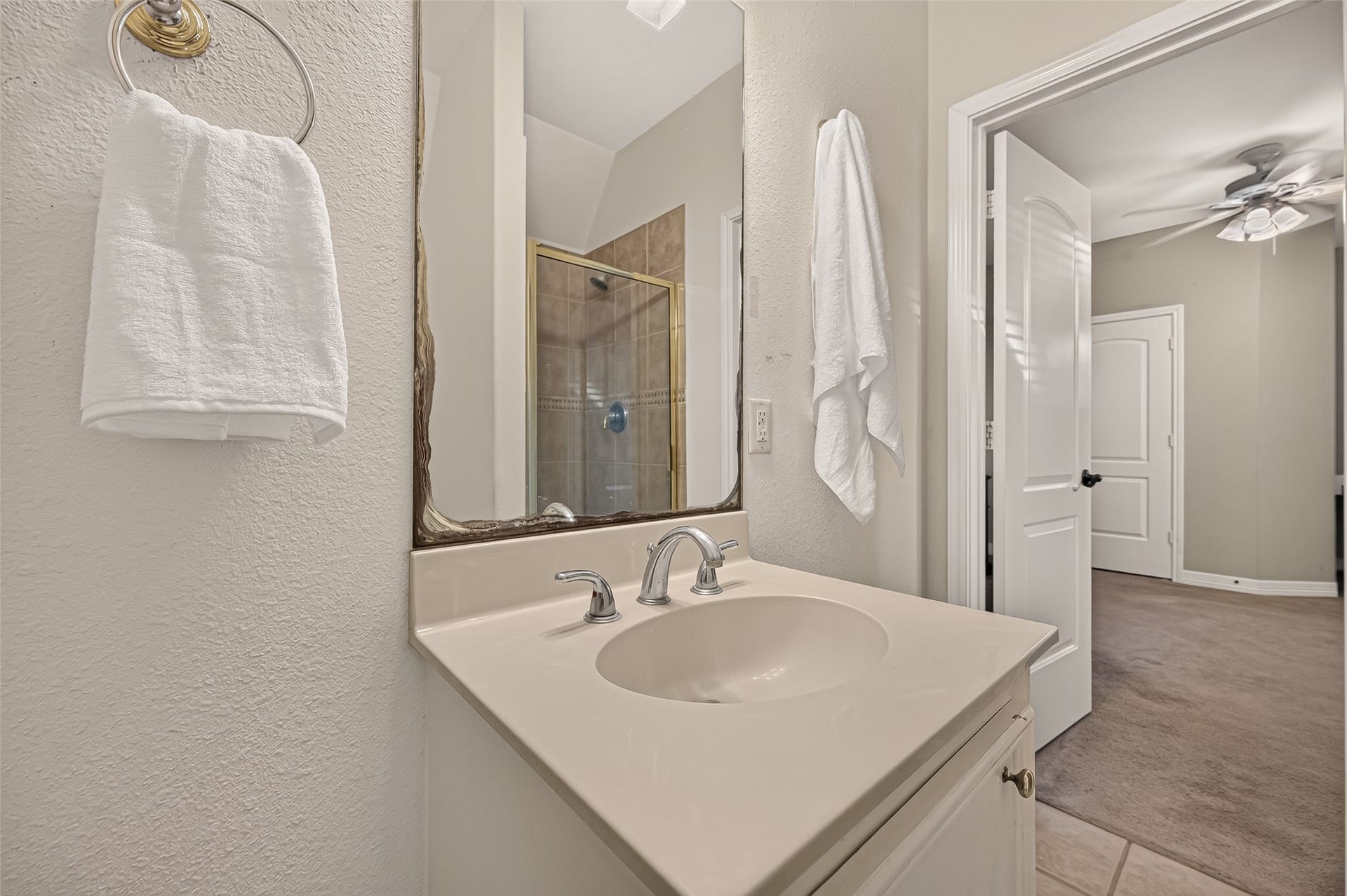 211 April Waters Drive W, Conroe, TX 77356