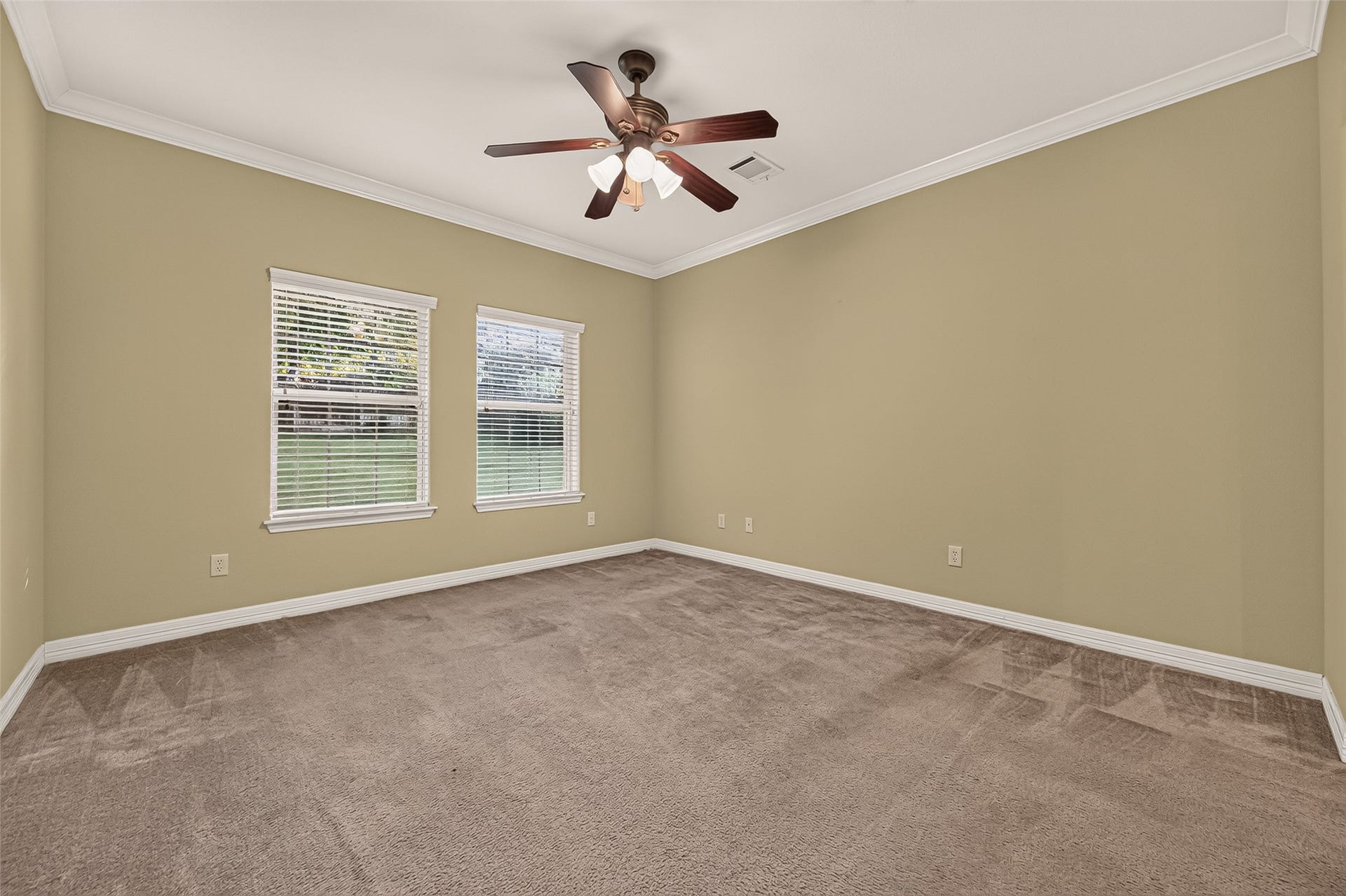 211 April Waters Drive W, Conroe, TX 77356