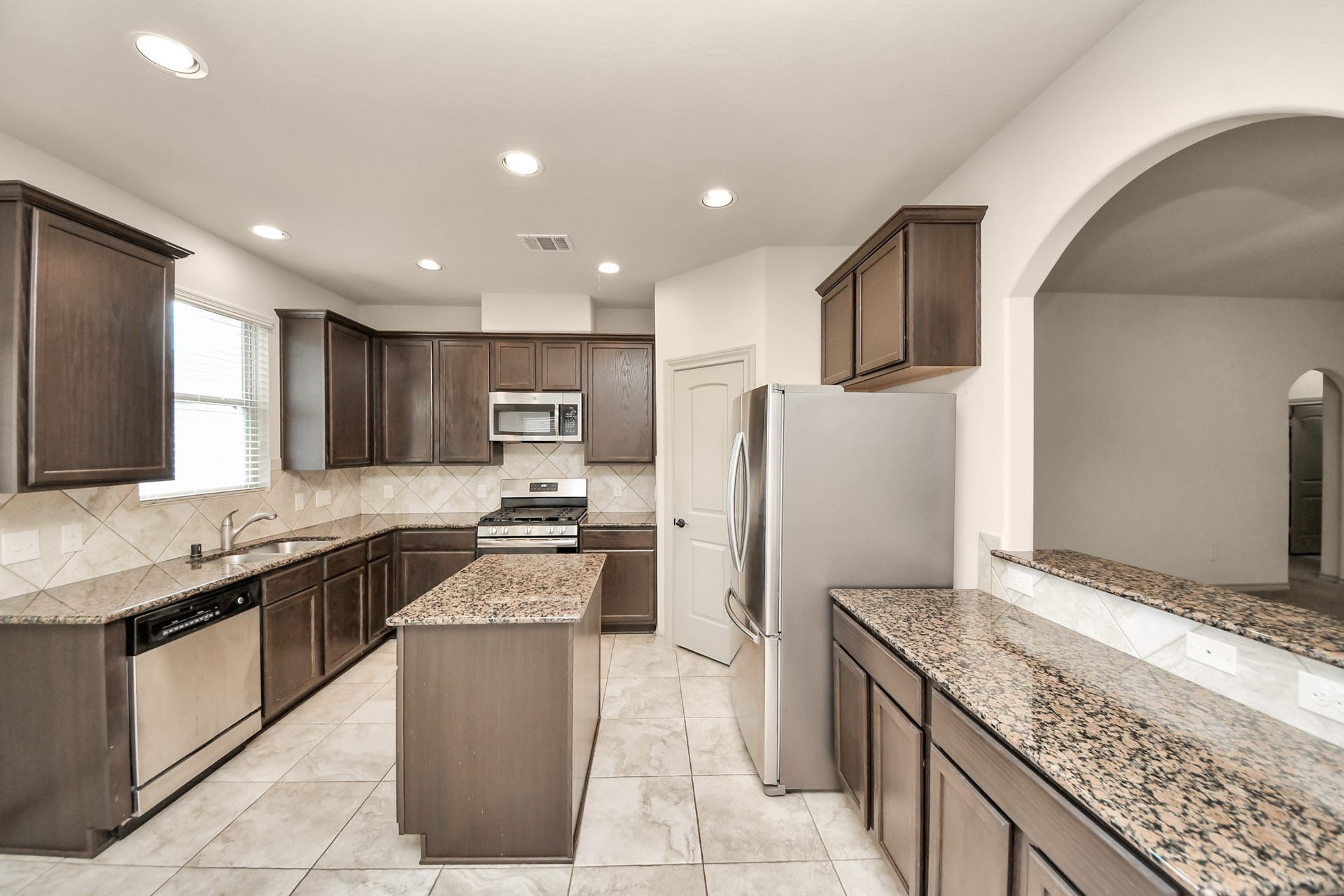 2339 Argos Drive, Missouri City, TX 77459 2339 Argos Drive, Missouri City, TX 77459