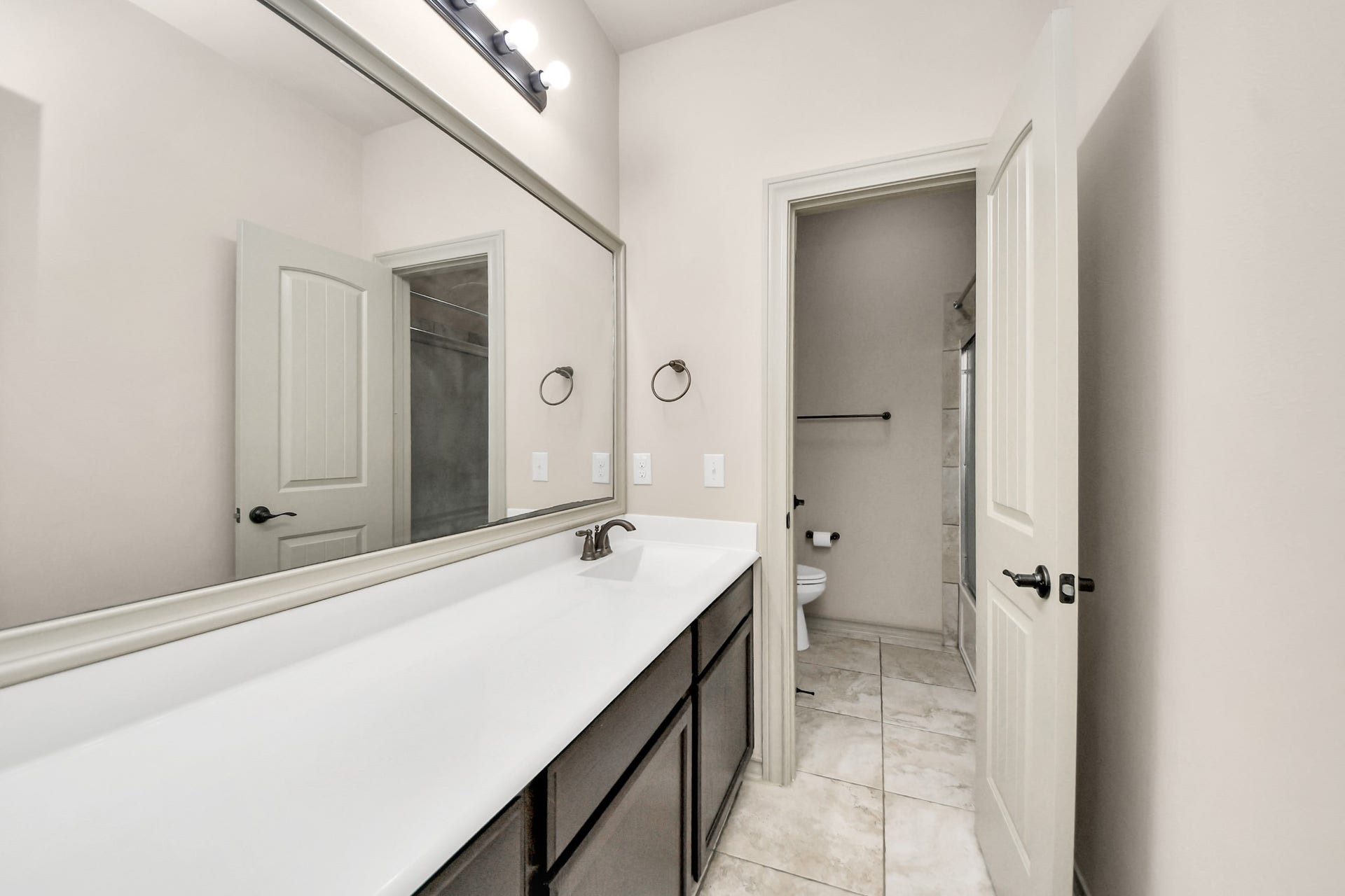 2339 Argos Drive, Missouri City, TX 77459 2339 Argos Drive, Missouri City, TX 77459
