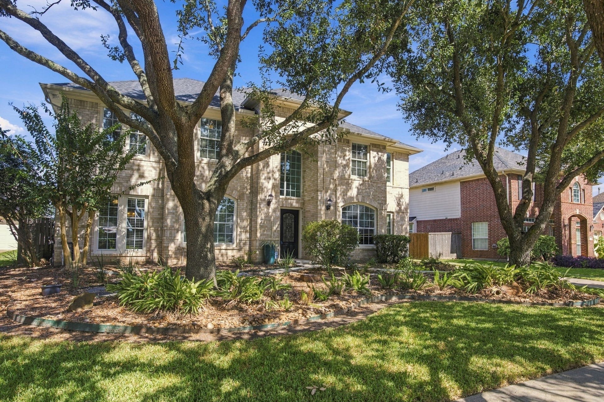 2417 La Rochelle Court, Seabrook, TX 77586 2417 La Rochelle Court, Seabrook, TX 77586