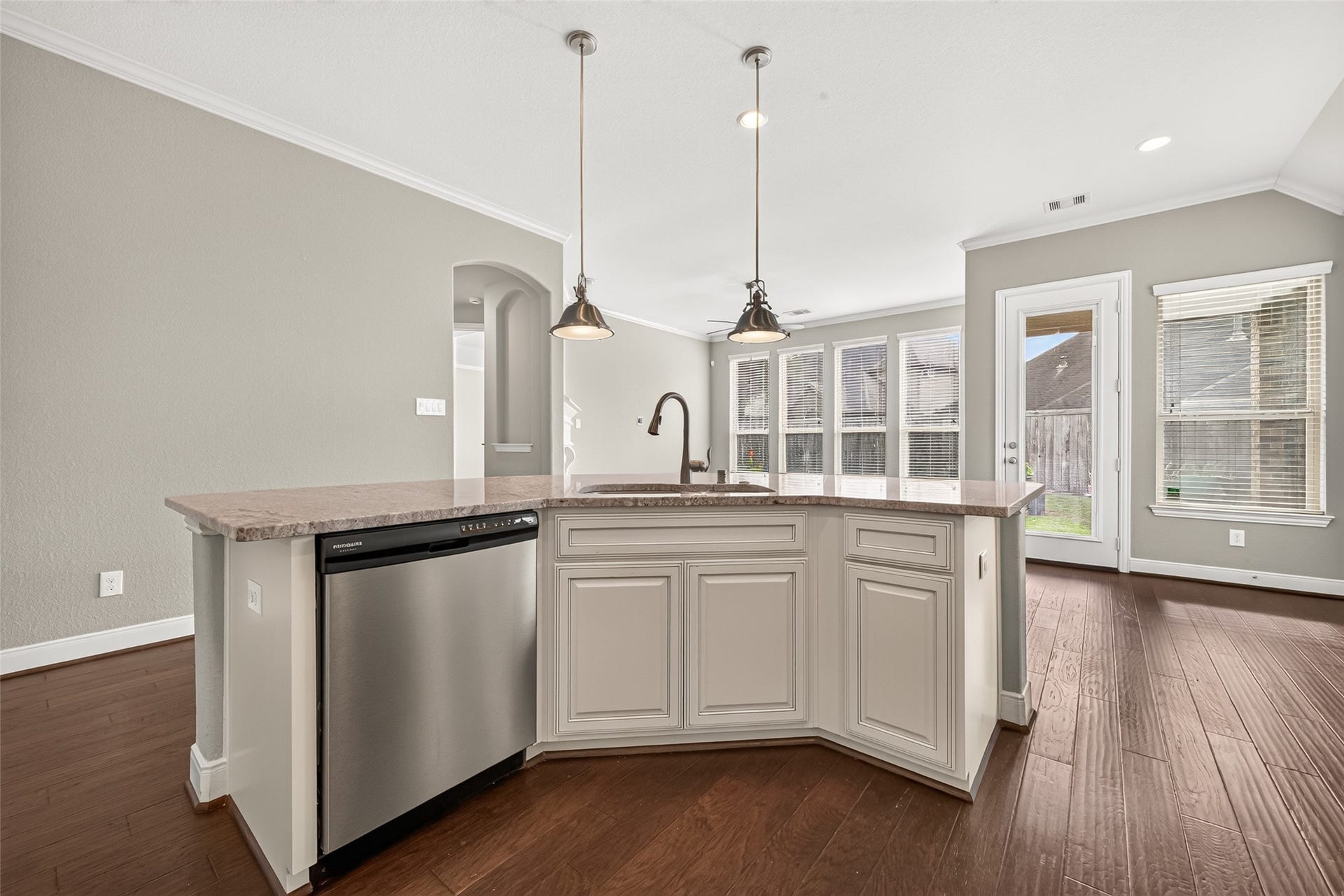 3346 Breeze Bluff Way, Richmond, TX 77406