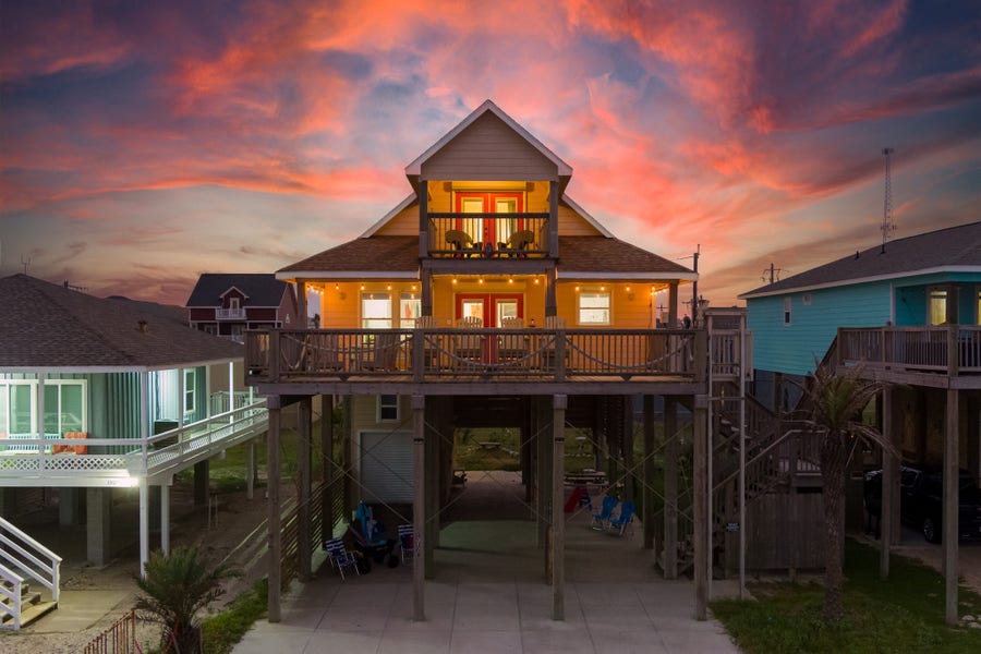 Property photo for 13127 Gulf Beach Drive, Freeport, TX