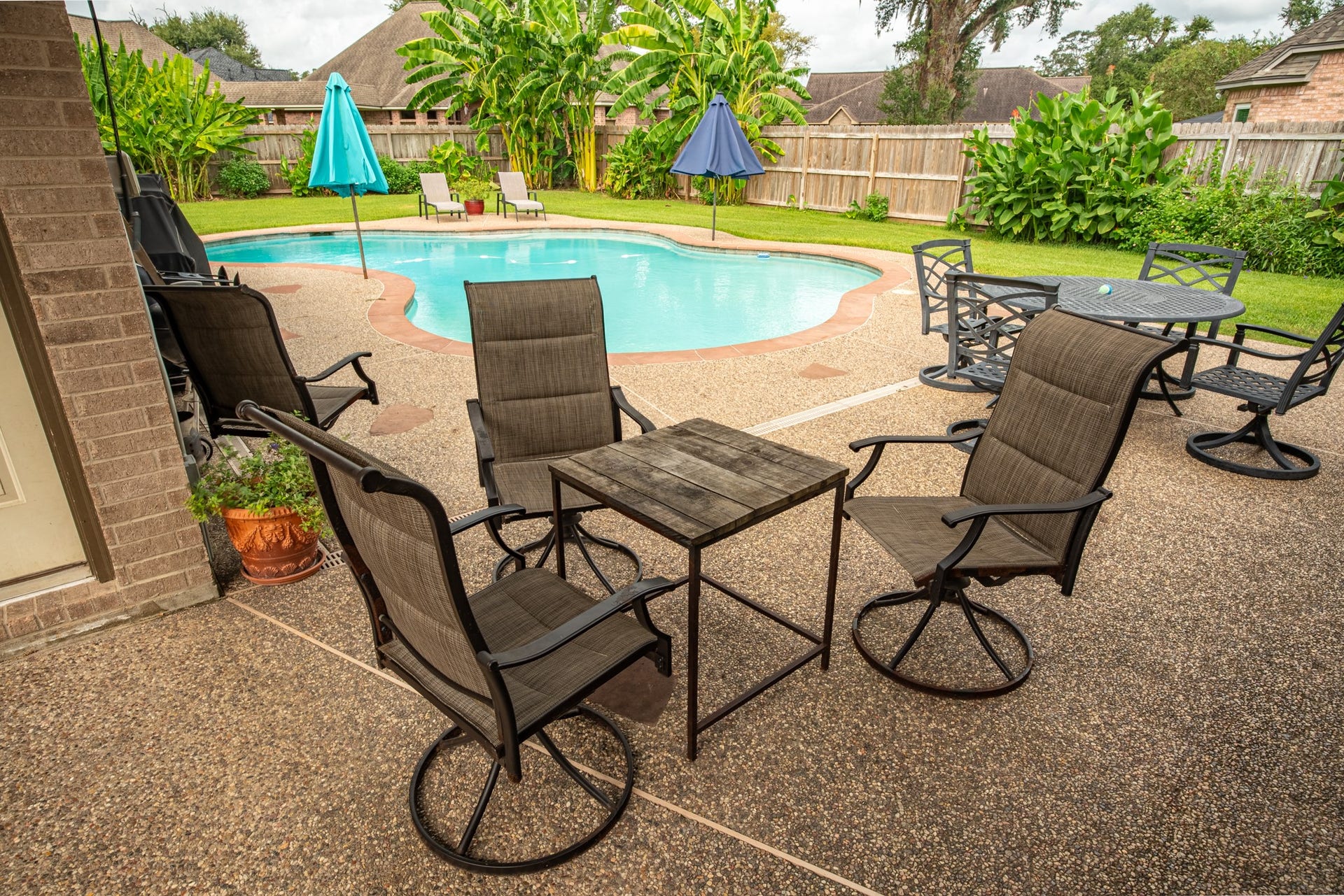 53 Northwood Court, Lake Jackson, TX 77566 53 Northwood Court, Lake Jackson, TX 77566