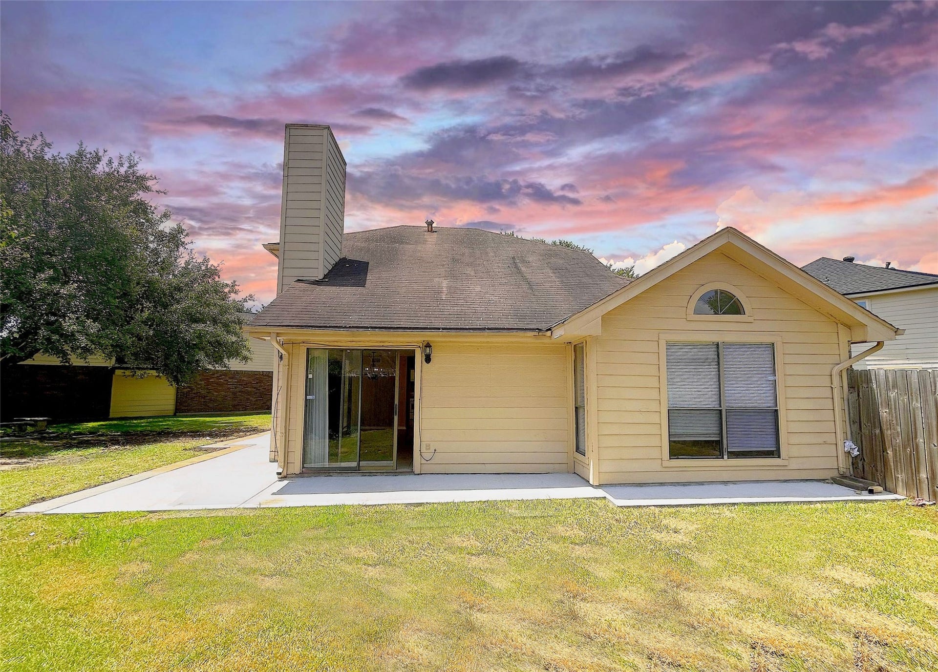 7703 Valera Lane, Houston, TX 77083 Back view