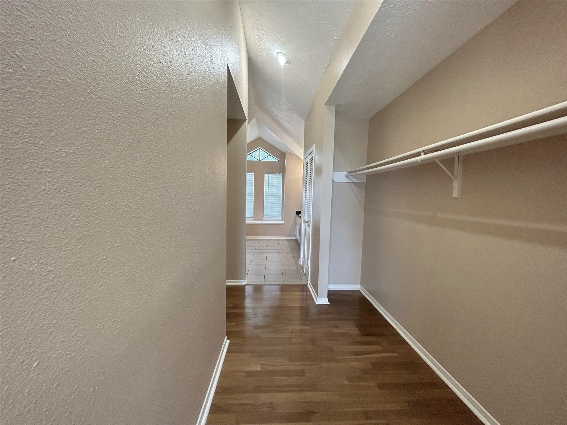 7703 Valera Lane, Houston, TX 77083 7703 Valera Lane, Houston, TX 77083