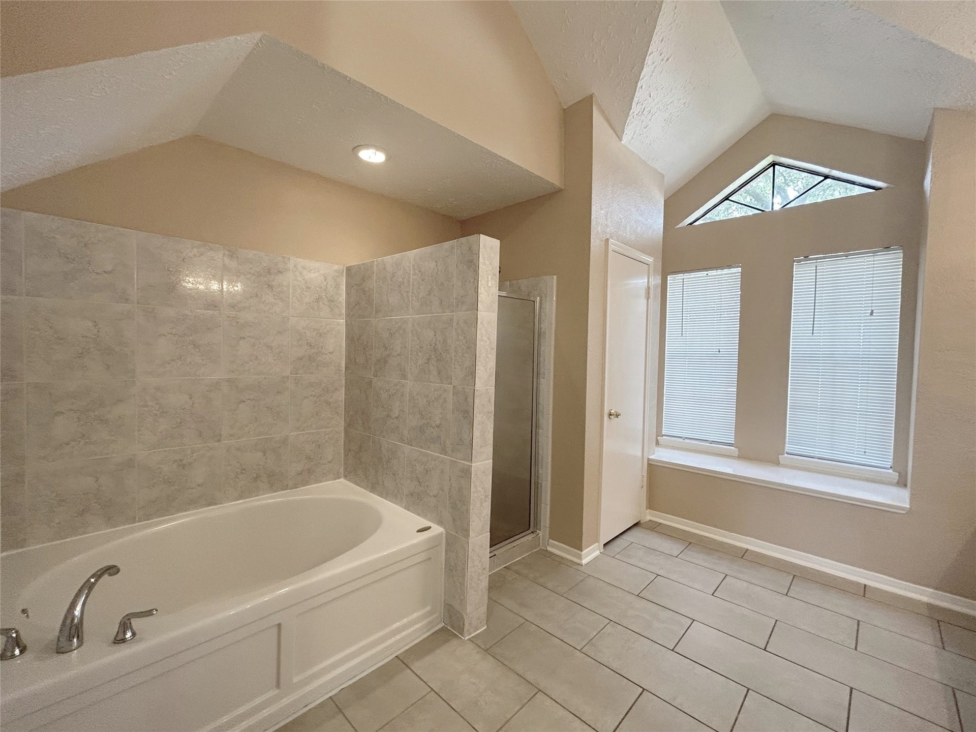 7703 Valera Lane, Houston, TX 77083 7703 Valera Lane, Houston, TX 77083