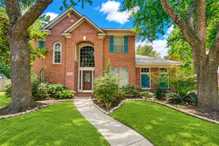 Property photo for 1107 Magnolia Woods Court, Sugar Land, TX