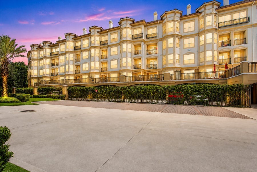 Property photo for 7575 Kirby Drive, #1401, Houston, TX