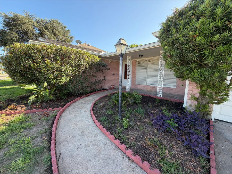 Property photo for 2015 51st Street, Galveston, TX
