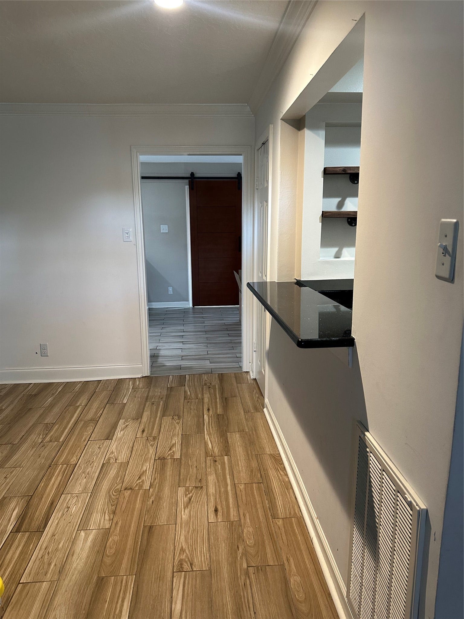 10005 Kemp Forest Drive, Houston, TX 77080 10005 Kemp Forest Drive, Houston, TX 77080