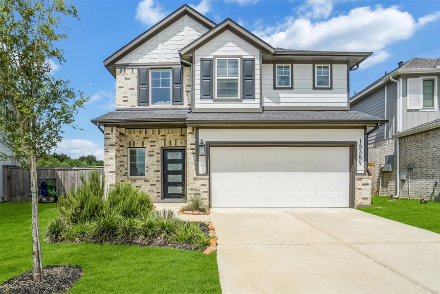 Property photo for 19384 Poppy Village Circle, Magnolia, TX