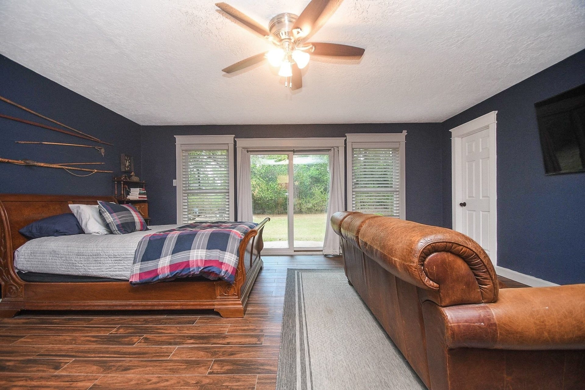Over-Sized Downstairs Bedroom
