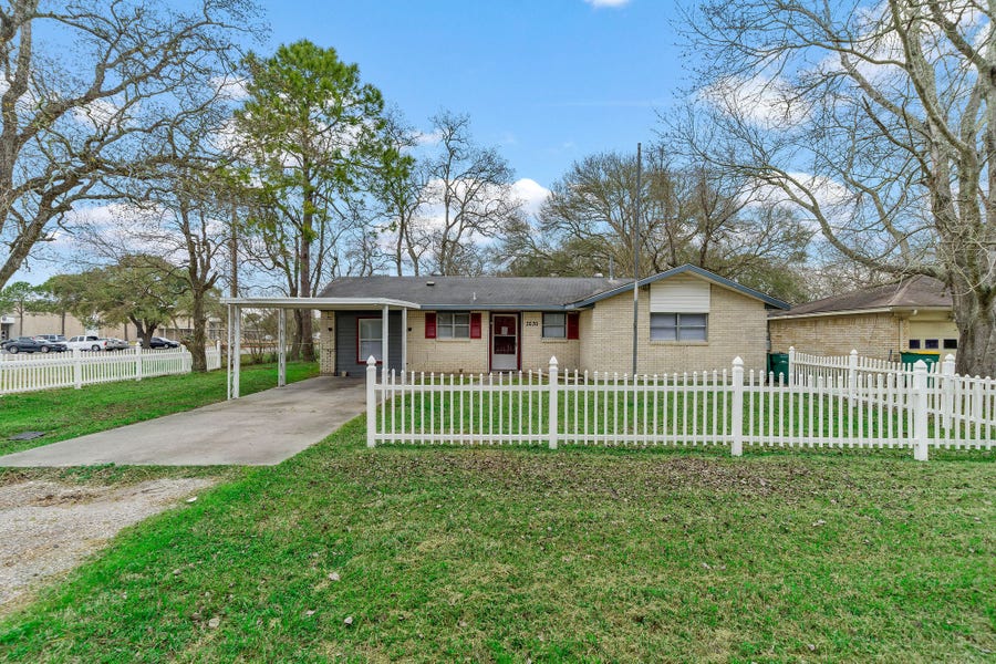Property photo for 3230 Virginia Street, La Marque, TX