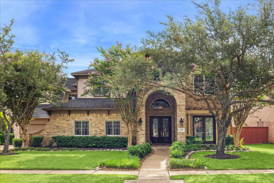 Property photo for 5826 Santa Fe Springs Drive, Houston, TX