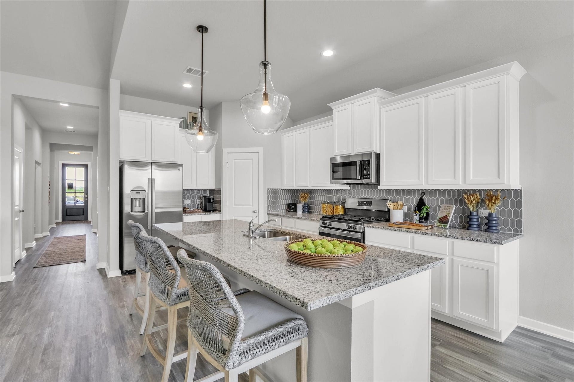 13301 Golden Isle Drive, La Marque, TX 77568 13301 Golden Isle Drive, La Marque, TX 77568
