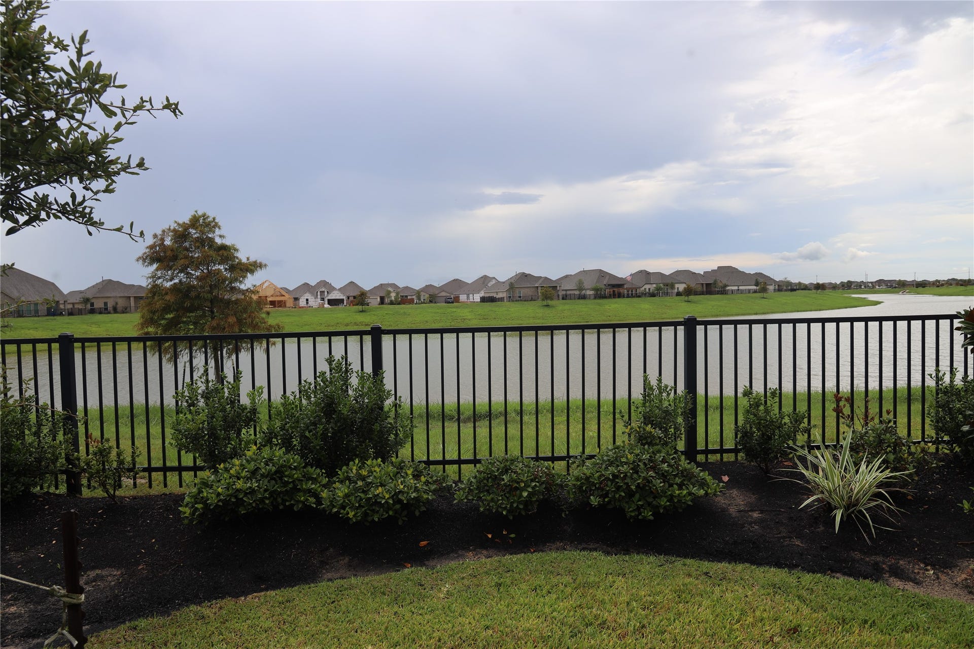 13301 Golden Isle Drive, La Marque, TX 77568 13301 Golden Isle Drive, La Marque, TX 77568