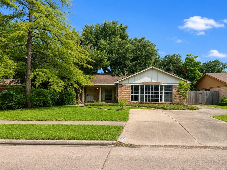 Property photo for 1023 Beaver Bend Road, Houston, TX