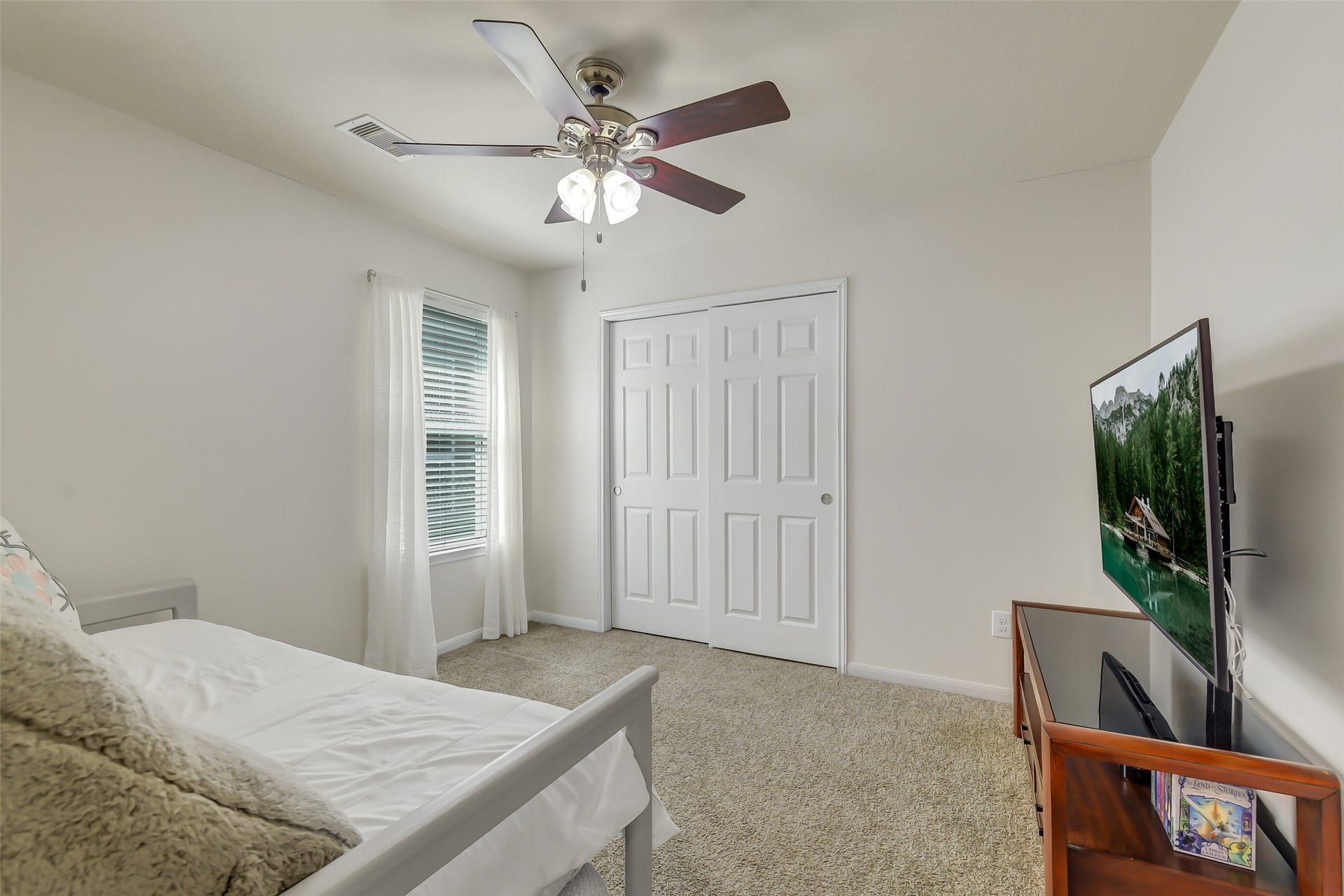 9934 Knob Hollow Way, Conroe, TX 77385 9934 Knob Hollow Way, Conroe, TX 77385