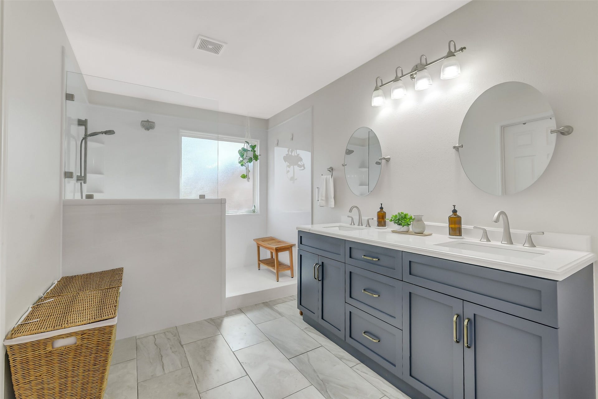9934 Knob Hollow Way, Conroe, TX 77385 9934 Knob Hollow Way, Conroe, TX 77385