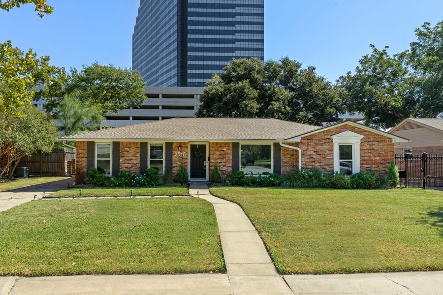 Property photo for 2515 Blue Willow Drive, Houston, TX