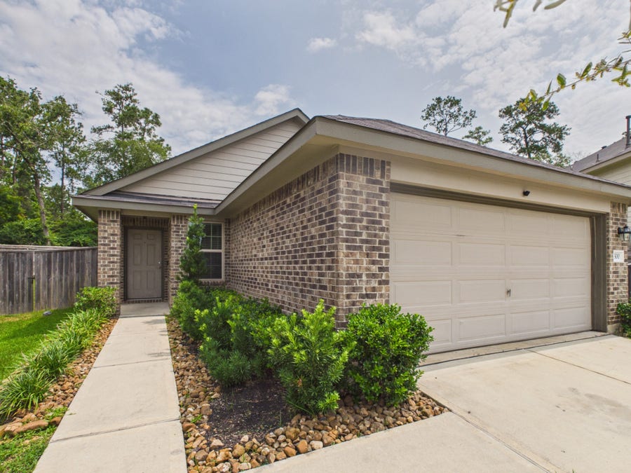 Property photo for 1300 Winding Willow Drive, Pinehurst, TX