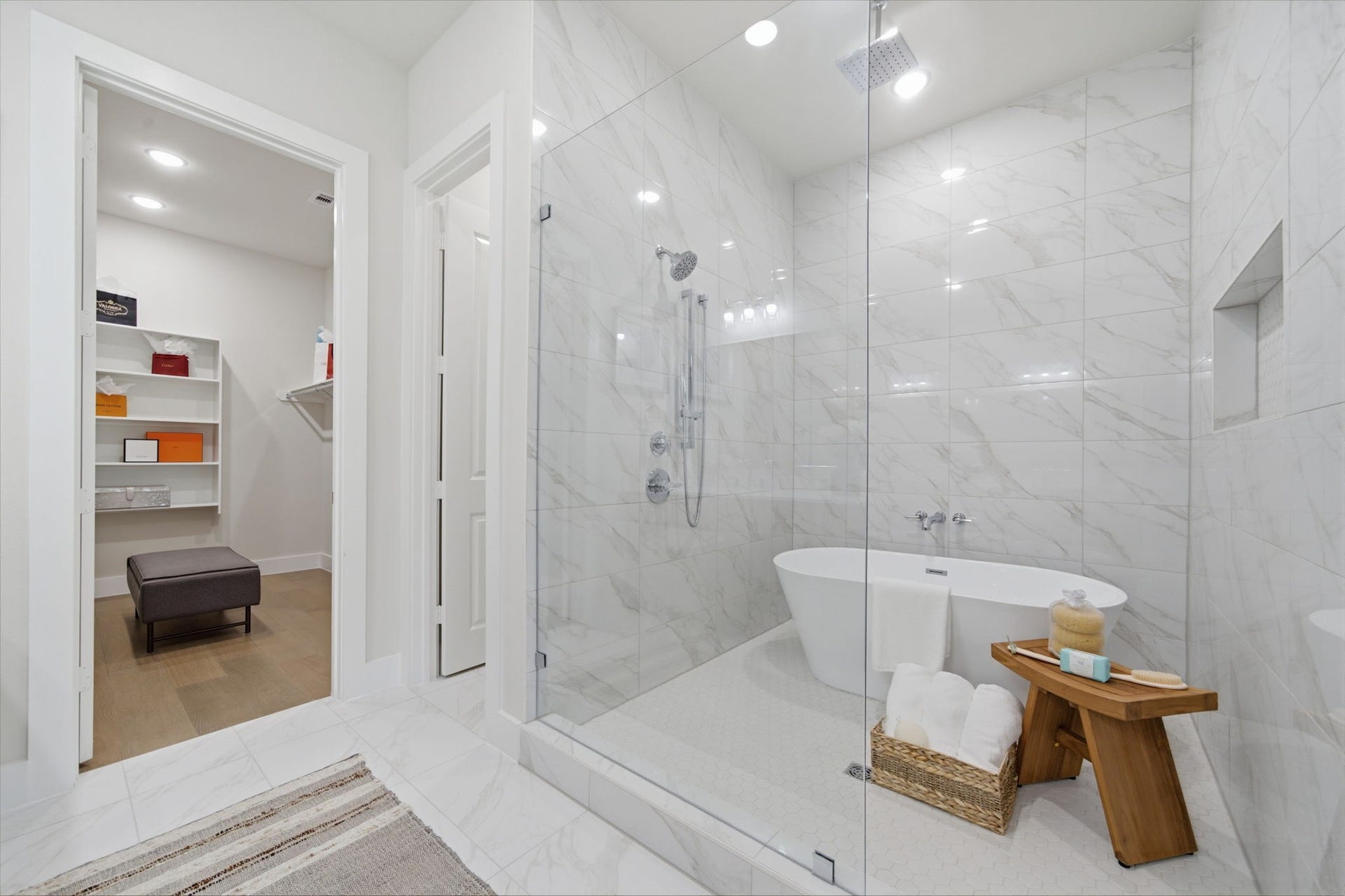 1709 Bologna Lane, Houston, TX 77055