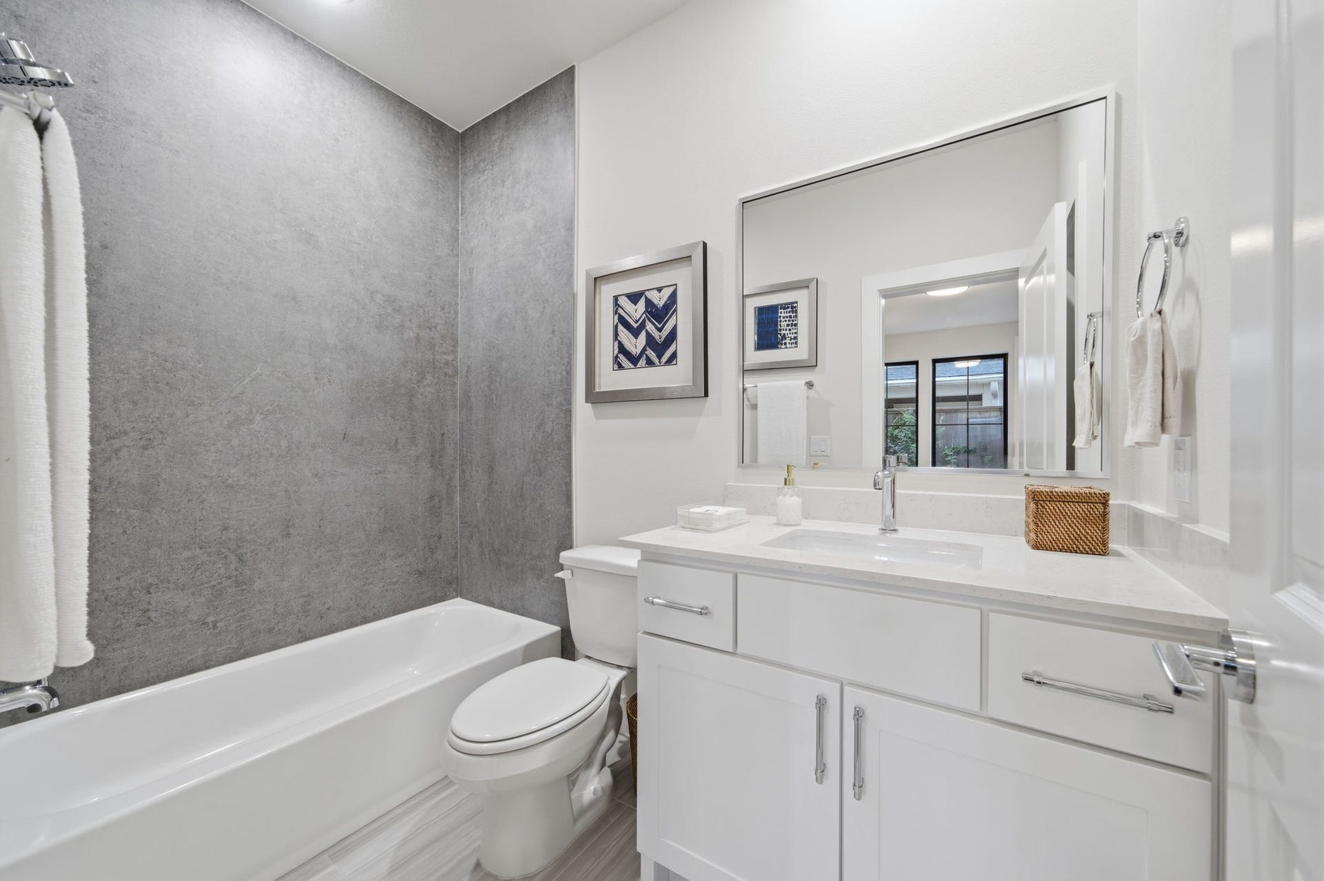1709 Bologna Lane, Houston, TX 77055