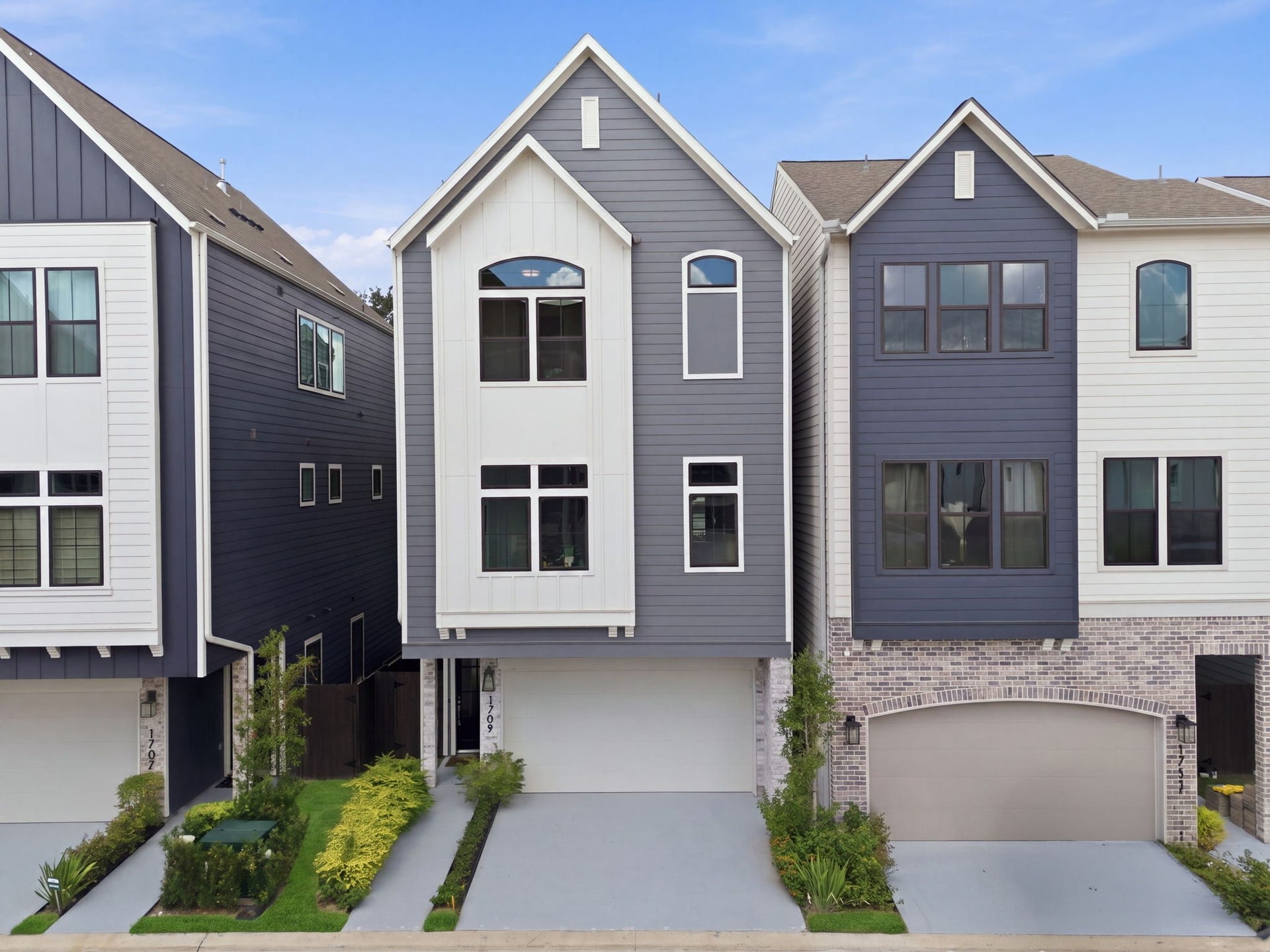 1709 Bologna Lane, Houston, TX 77055