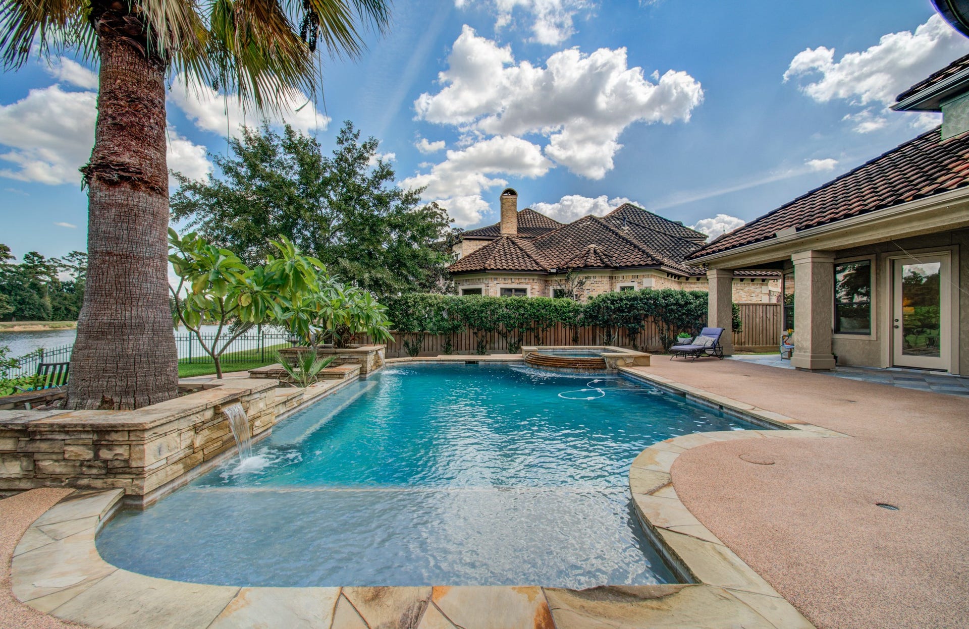 26 Post Shadow Estate Drive, Spring, TX 77389