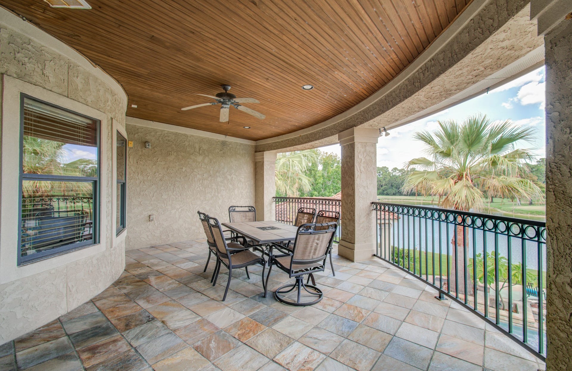 Upstairs balcony