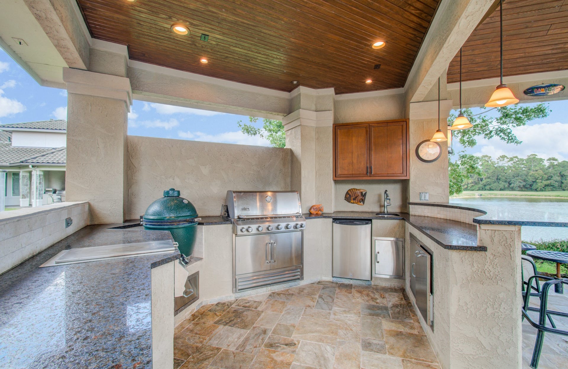 The outdoor Gazebo Kitchen is an outdoor chef's dream