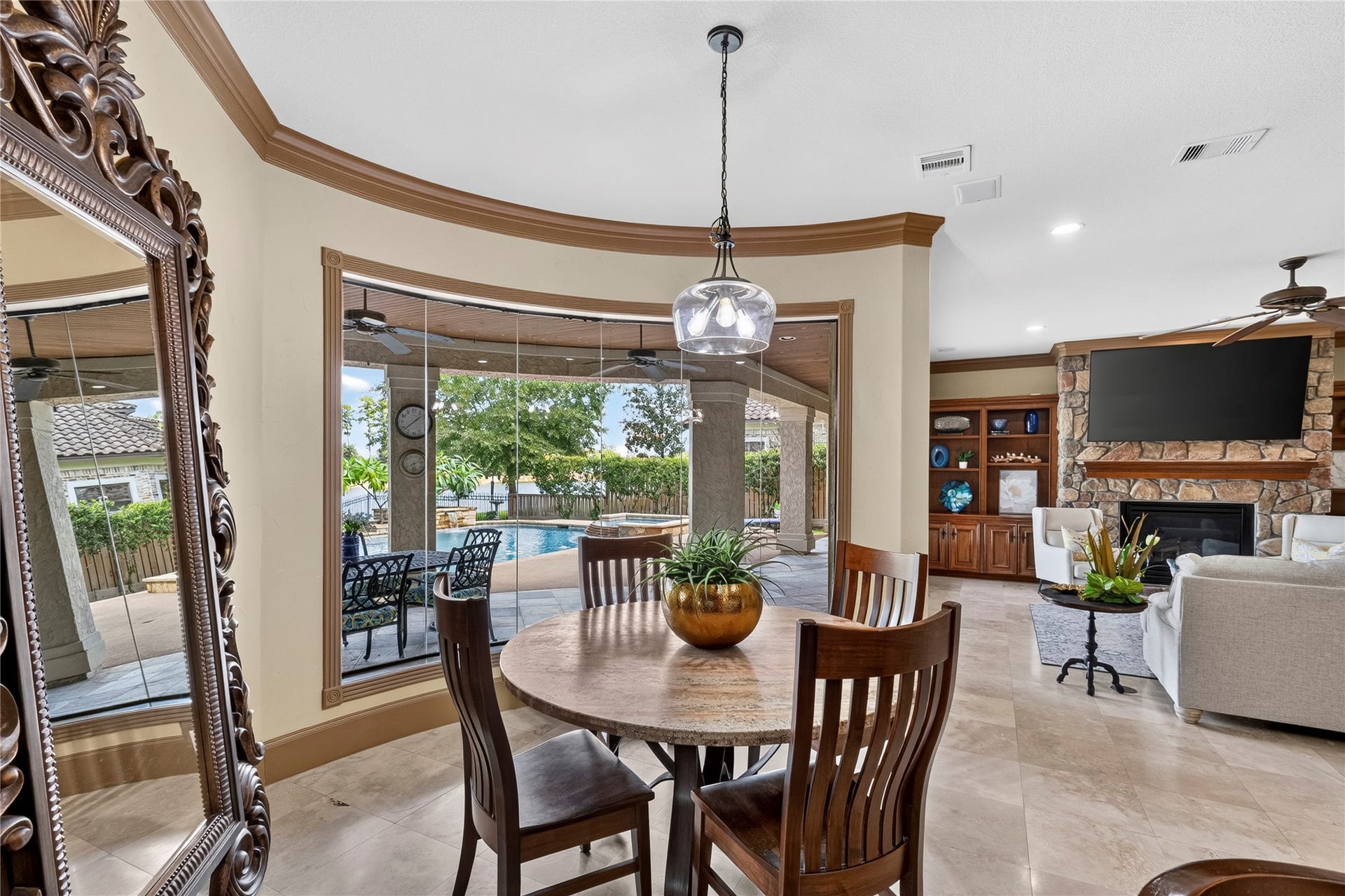 Enjoy the view from the breakfast room!