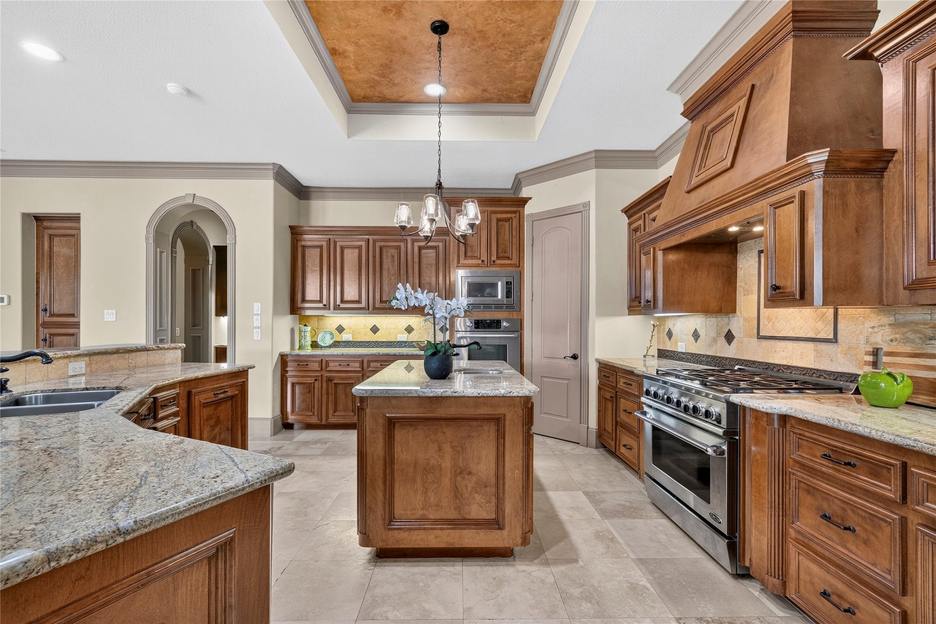 26 Post Shadow Estate Drive, Spring, TX 77389