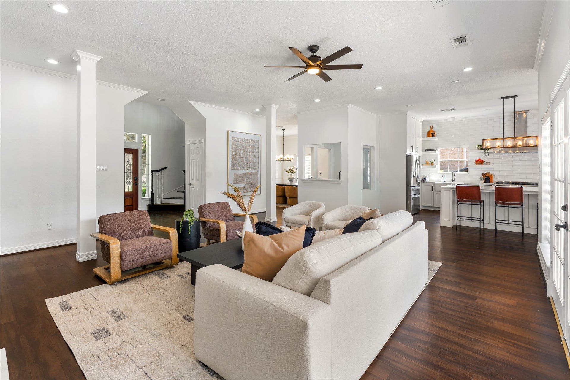 1221 Wedgewood Drive, Sugar Land, TX 77478 1221 Wedgewood Drive, Sugar Land, TX 77478